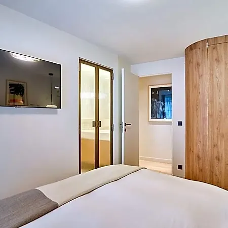 Hotel Sublime And New Louvre Palais-royal 2*